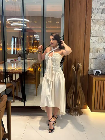 Vestido off-white frente única